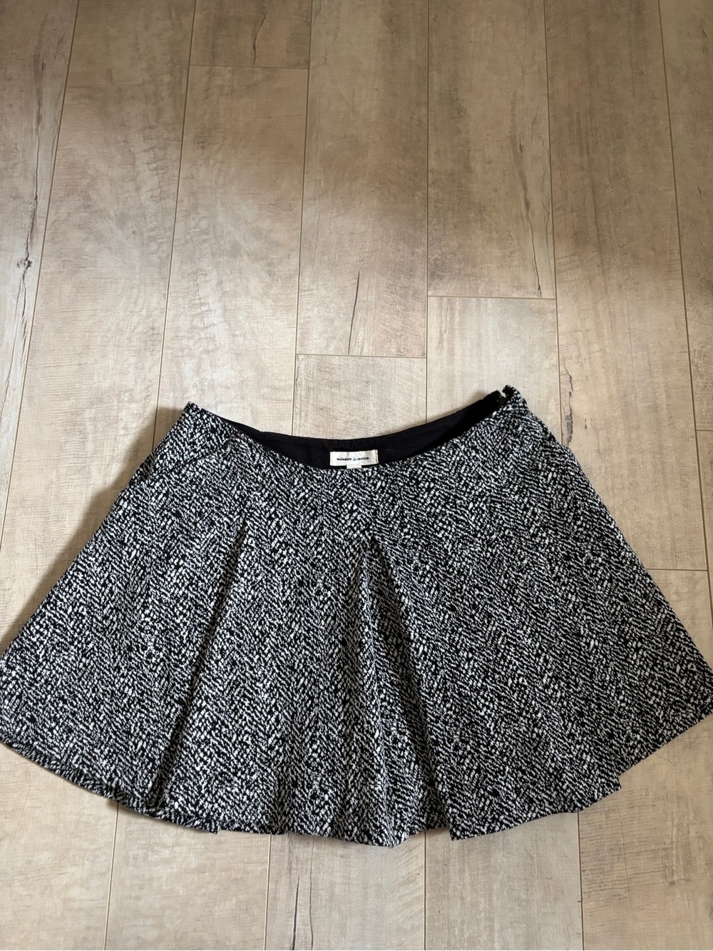 silence + noise Black and White Textured pleated minu Skirt
